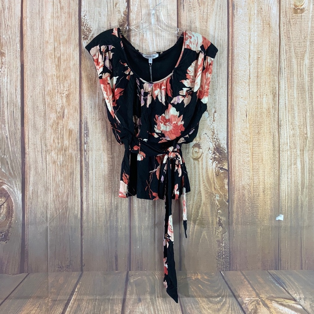 ➡️NWT Jennifer Lopez Flowery Top Size PXS